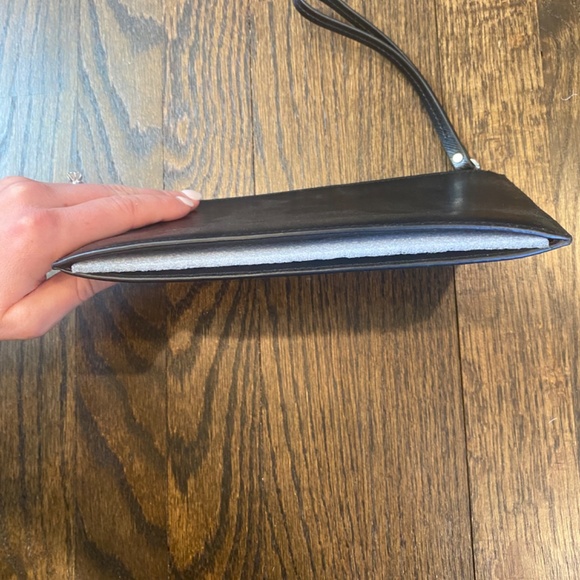 Kate Spade Wristlet - Picture 3 of 4